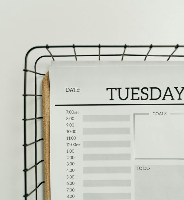 Calendar page with a highlighted morning slot for a workout.